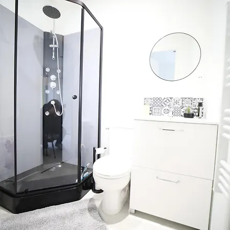 Le Peronne-2 아파트 *